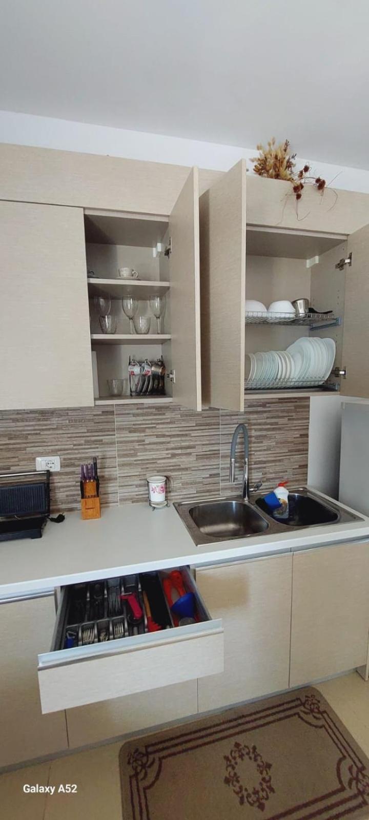 Apartament Grace Wlora Zewnętrze zdjęcie